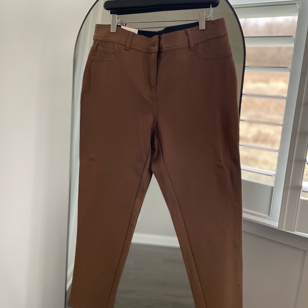 Style & Co. Women's Brown Straight Leg Pants. NWT